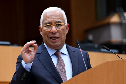 AB Konseyi Başkanı Costa, İran Cumhurbaşkanı Pezeşkiyan ile telefonda görüştü