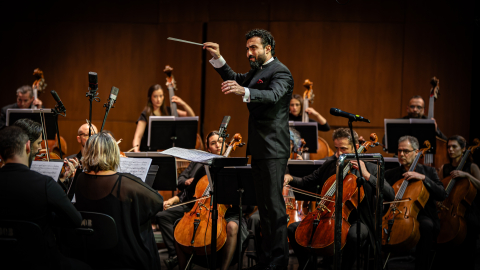 Eldar Mansurov’un ‘Senfonik Gravürler’ eseri AKM’de sahnelendi