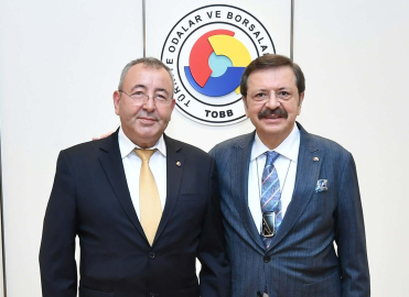 TOBB Başkanı Hisarcıklıoğlu: Türkiye'de turizmin ufkunu açan yerlerden biri Kuşadası oldu