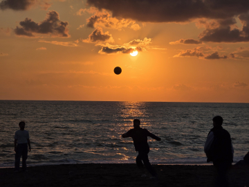 Hatay’da gün batımı kartpostallık görüntüler oluşturdu