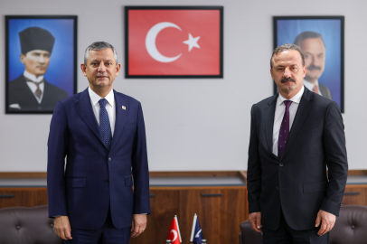 Özgür Özel, Anahtar Parti Genel Başkanı Yavuz Ağıralioğlu ile görüştü / Görüntü eklendi