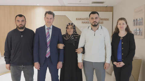 Oğlundan alınan böbrekle yaşama tutundu: Annem bana can verdi ben ona hayat