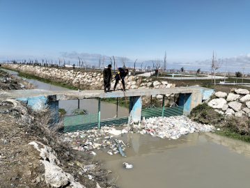 İnci kefalinin göç yolunda 2 ton atık temizlendi