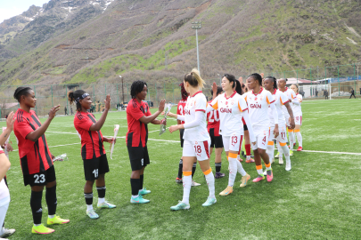 Yüksekova Spor, sahasında Galatasaray GAİN'i 2-1 mağlup etti