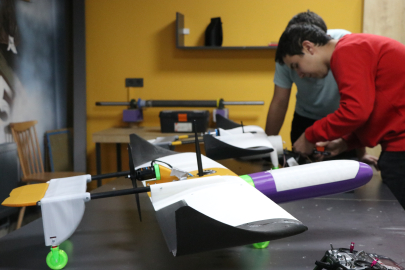 İlk uçak fabrikasının kurulduğu topraklarda öğrenciler, 'GÖKTİM'le geleceğe hazırlanıyor