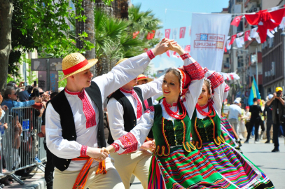 10 ton mesir macunu 20 dakikada saçıldı / Ek fotoğraflar