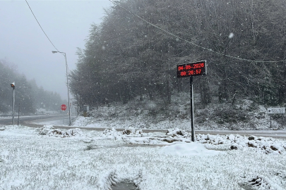 Bolu Dağı'nda kar yağışı