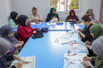 Ümraniye Belediyesi'nden vatandaşlara ücretsiz mesleki eğitim imkanı 