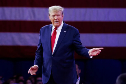 Trump: İtalya'dan asker çekme konusunu düşünüyorum