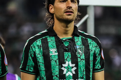 Kocaelispor'da Ahmet Sağat'ın sözleşmesi feshedildi