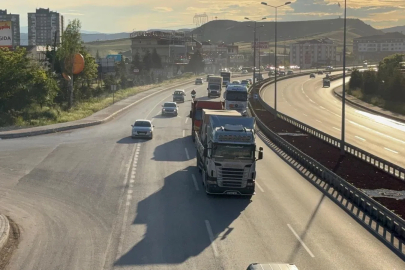 'Kilit kavşak' Kırıkkale'de, bayram yoğunluğu başladı