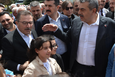 Bakan Tekin: Bu olayın hiçbir yerinde AK Parti’li ya da Cumhur İttifakı'na mensup siyasi aktör yok (2)