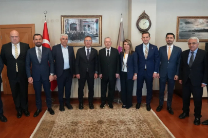 Aziz Yıldırım kongre öncesi Ankara’da temaslarda bulundu