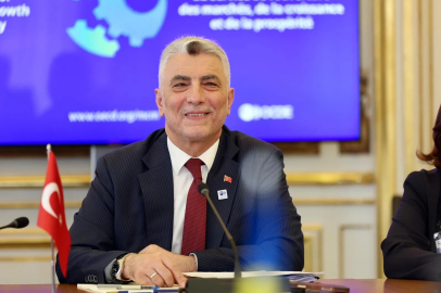 Ticaret Bakanı Bolat, Fransa’da temaslarını sürdürüyor