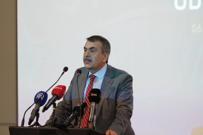 Bakan Tekin: Bilgiyi beceriye dönüştürecek paradigmayı inşa etmek gerekiyor