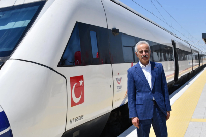  Bakan Uraloğlu: Halkalı-Kapıkule Hızlı Tren Hattı'nı bu yıl bitmeden işletmeye almayı hedefliyoruz
