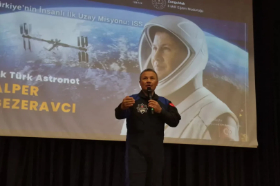 Alper Gezeravcı, Zonguldak'ta liselilerle deneyimlerini paylaştı