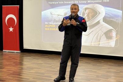 Alper Gezeravcı, Zonguldak ve Karabük’te liselilerle deneyimlerini paylaştı (2)