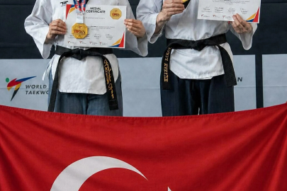 İzmirli tekvandocu çift, Londra'dan şampiyon döndü
