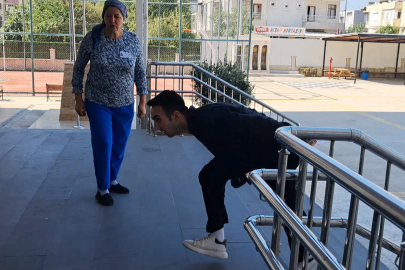 Görevlilerin 'Koş, çabuk kapı kapandı' uyarısıyla hızlanıp sınava yetişti